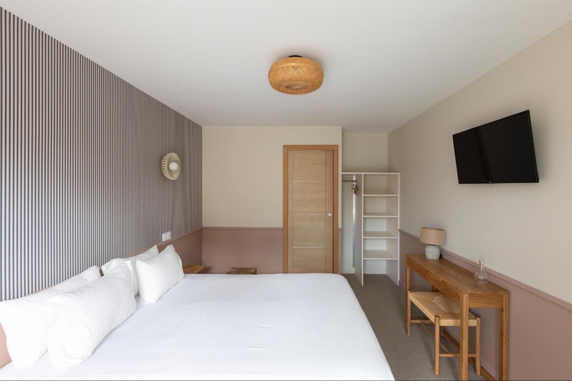 Hotel Bellevue Bréhat Екстериор снимка