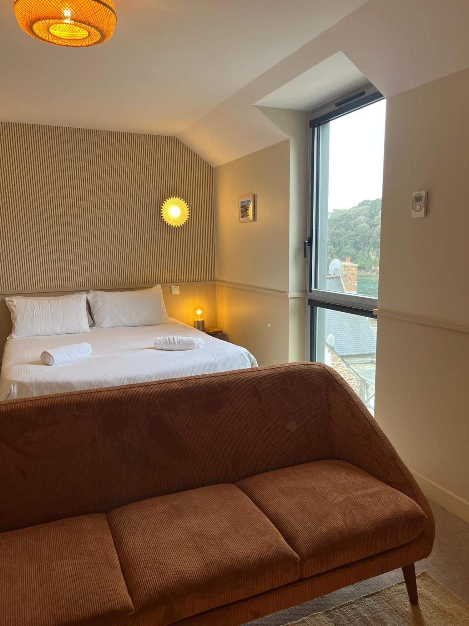 Hotel Bellevue Bréhat Екстериор снимка